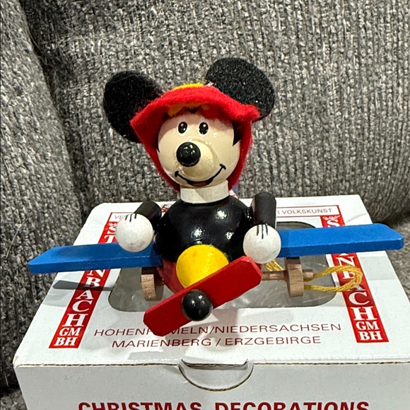 Wooden Mouse flying plane ornament with Red and Blue Accents - Picture 4 of 4